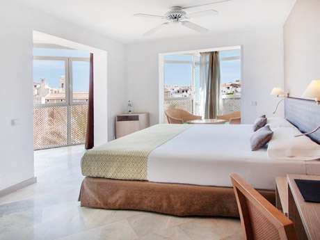 Habitación doble Vista Mar del hotel Catalonia Mirador Des Port. Foto 2