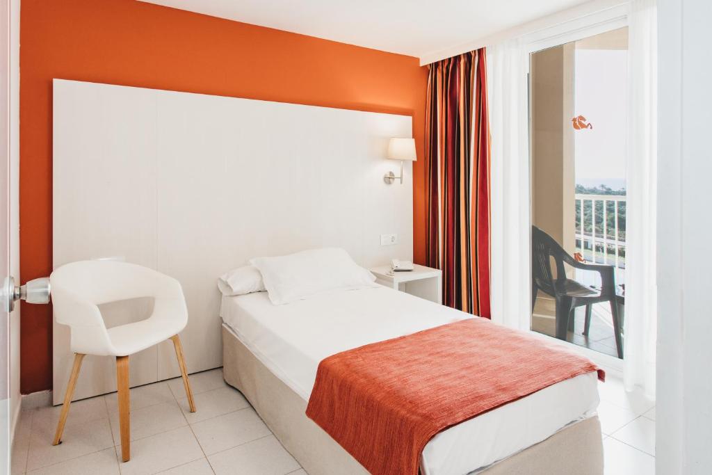 Suite Familiar del hotel Minura Sur Menorca. Foto 2