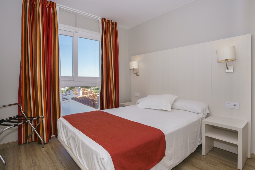 Suite Premium del hotel Minura Sur Menorca. Foto 1