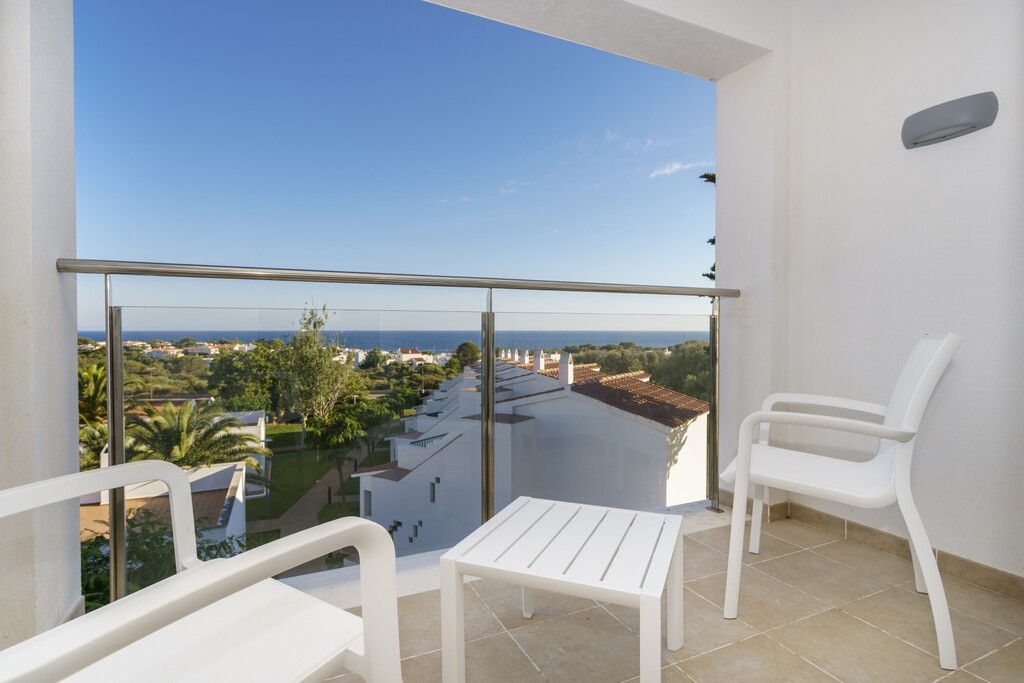 Suite Premium del hotel Minura Sur Menorca. Foto 4