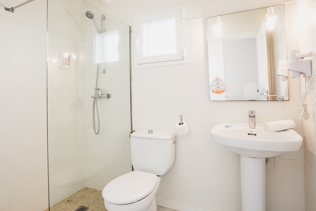 Apartamento 2 habitaciones Premium del hotel Minura Sur Menorca. Foto 2