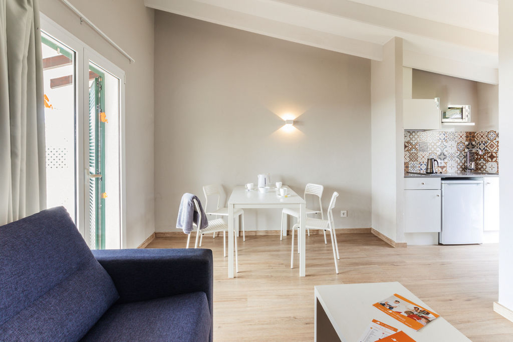 Apartamento 2 habitaciones Premium + Entrada Parque Acuático del hotel Minura Sur Menorca. Foto 4