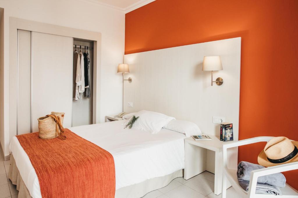 Habitación doble Vista Mar del hotel Minura Sur Menorca. Foto 3