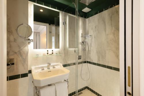 2 Deluxe Connecting Rooms del hotel De L'alma. Foto 1