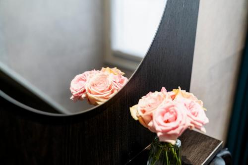 Alojamiento Clásico en planta superior con vistas a la ciudad del hotel de la Paix. Foto 5