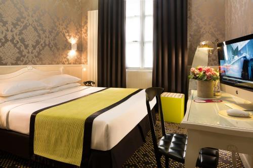 Deluxe Room with Twin Beds or Double Bed del hotel Design Sorbonne. Foto 2
