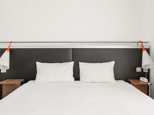 Habitación Doble Estándar del hotel ibis Styles Paris République Le Marais. Foto 1