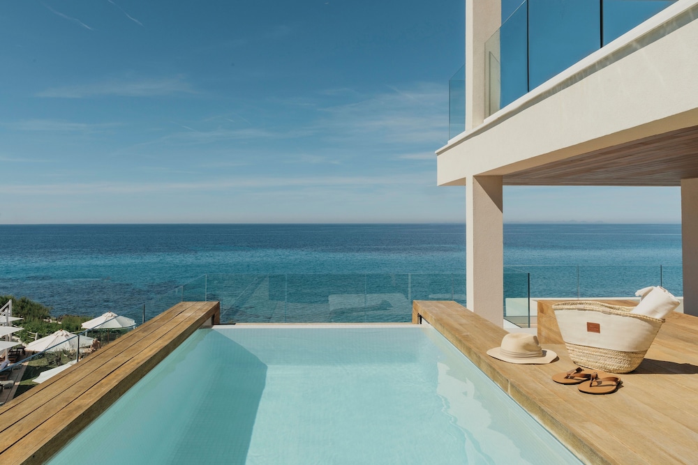 Suite Master Sunset con piscina privada y vistas al mar del hotel Villa Le Blanc, A Gran Meliá Hotel - The Leading Hotels Of The World. Foto 8