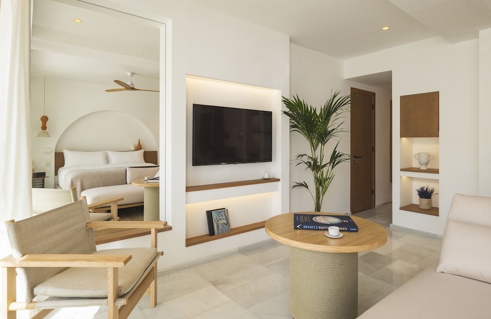 Premium comunicada con terraza del hotel Villa Le Blanc, A Gran Meliá Hotel - The Leading Hotels Of The World