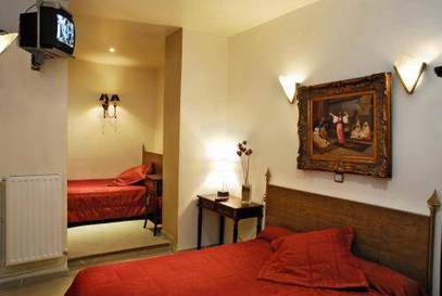 Suite (4 personas) del hotel de l'Aveyron