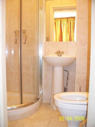 Estudio para 2 personas con baño privado del hotel Citystay. Foto 1