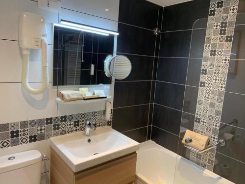 Habitación Doble Superior del hotel Delavigne. Foto 1