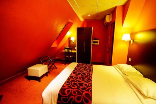 Habitación Doble con ducha del hotel Des Trois Gares