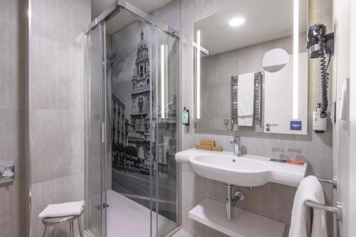 Suite Junior del hotel Hesperia Murcia Centro. Foto 1