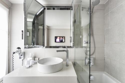 Suite Junior del hotel Duo. Foto 2