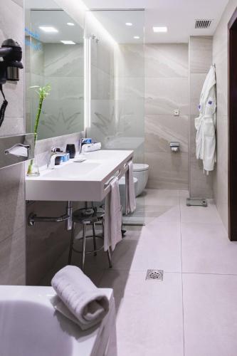 Suite Junior del hotel Murcia Rincón De Pepe Affiliated By Meliá. Foto 8