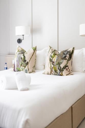 Suite Signature Helena Normanton del hotel The Goodenough London. Foto 9