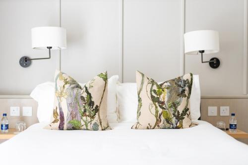 Suite Signature Helena Normanton del hotel The Goodenough London. Foto 19