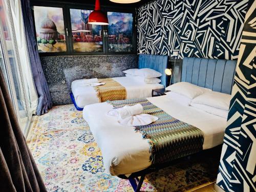 Estudio con cama extragrande del hotel Melville. Foto 3