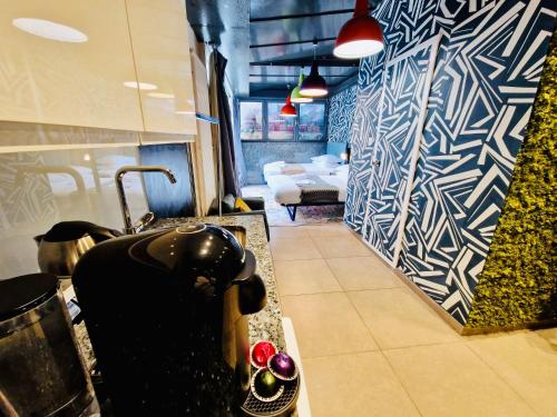 Estudio con cama extragrande del hotel Melville. Foto 9