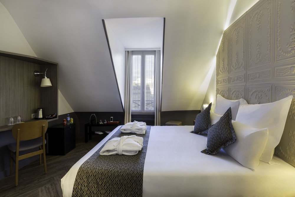 Habitación Deluxe doble del hotel Contact Alize Montmartre. Foto 1