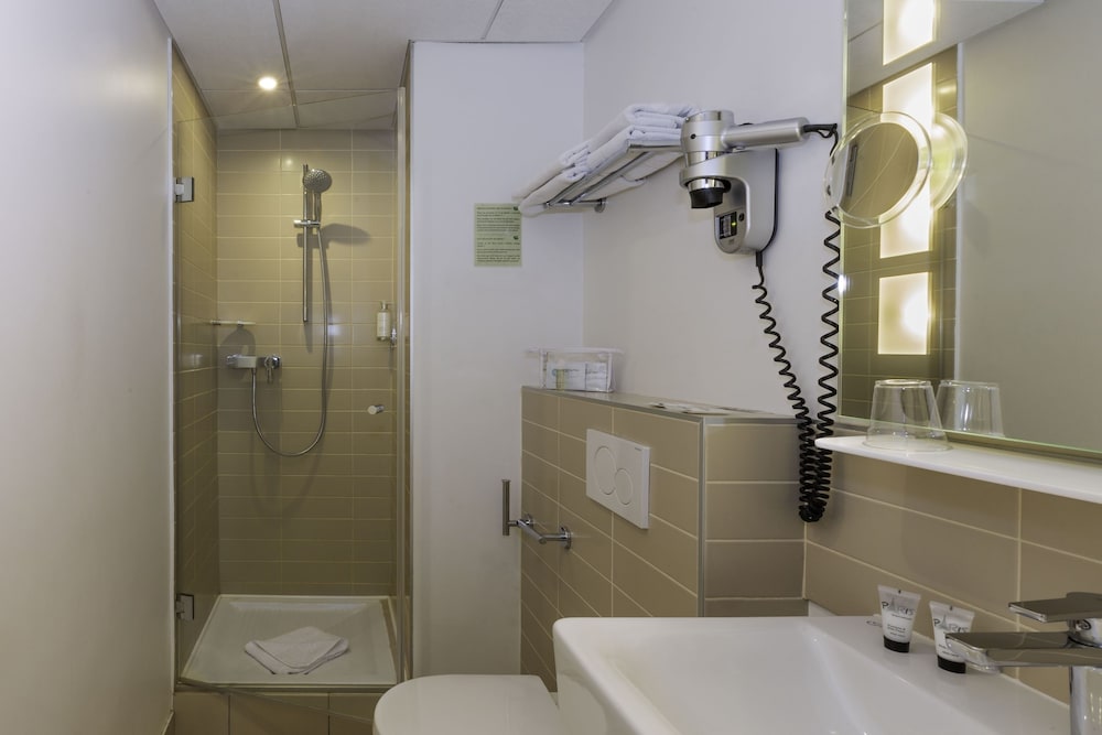 Habitación individual clásica del hotel Contact Alize Montmartre. Foto 5