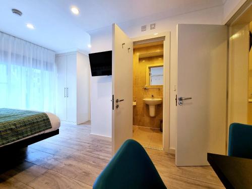 Estudio Triple - Semisótano del hotel 146 Studios. Foto 7