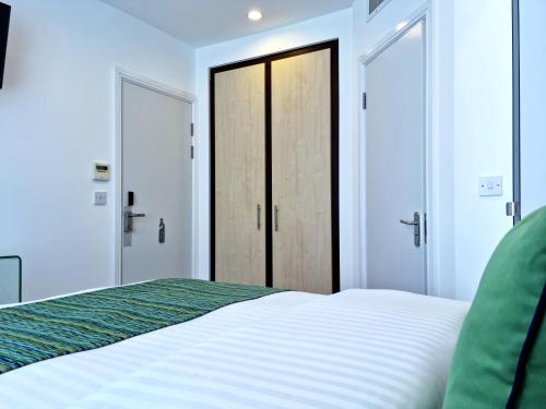 Estudio Doble - Semisótano del hotel 146 Studios. Foto 7