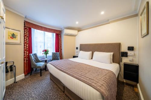 Habitación Doble con cama extragrande del hotel La Place. Foto 9