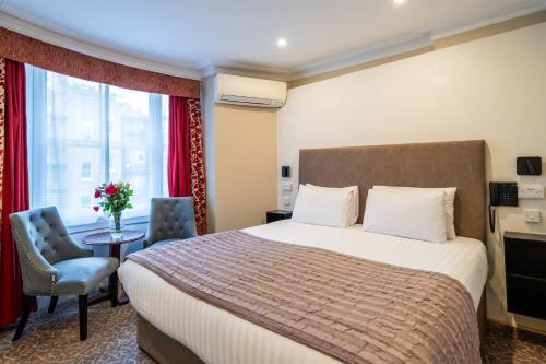 Habitación Doble con cama extragrande del hotel La Place. Foto 10