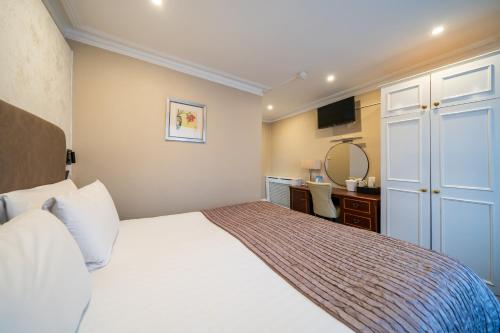 Habitación Doble con cama extragrande del hotel La Place. Foto 12
