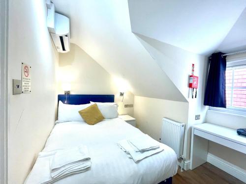 Habitación Doble del hotel Crompton Guest House. Foto 5