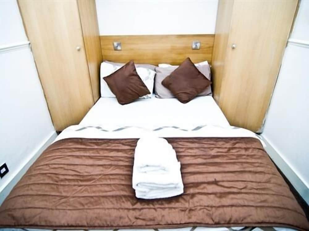 Habitación doble, baño privado del hotel Skylark Bandb. Foto 7