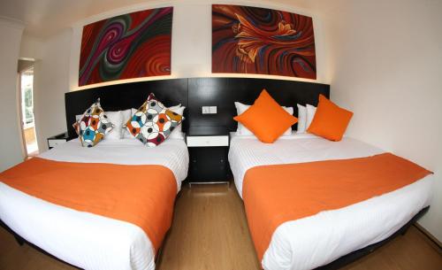 Habitación Doble Económica - 2 camas del hotel Heathrow Inn. Foto 1