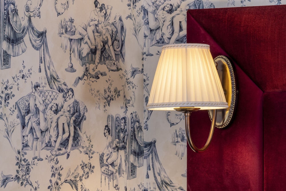 Habitación tradicional doble del hotel Louis Ii. Foto 1