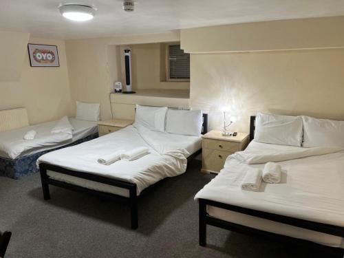 Suite Familiar Deluxe del hotel Stratford Hotel. Foto 9