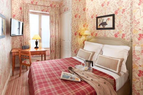 Habitación doble Comunicada Vista Patio Con Vistas del hotel Relais Du Louvre. Foto 2