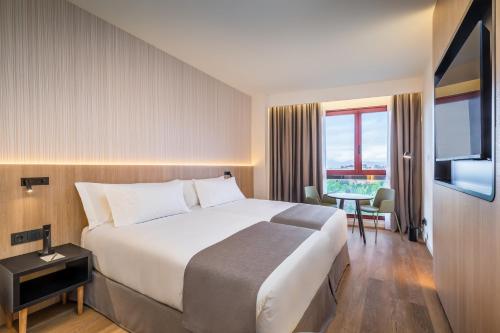 Habitación doble 1 Cama king Con Vistas 2 Camas individuales Normal del hotel Occidental Pamplona