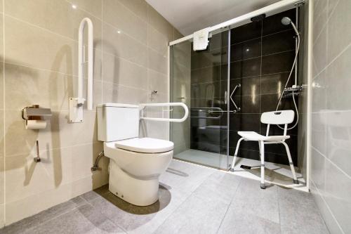 Habitación Doble adaptada para personas con discapacidad - 1 o 2 camas del hotel Maisonnave. Foto 2