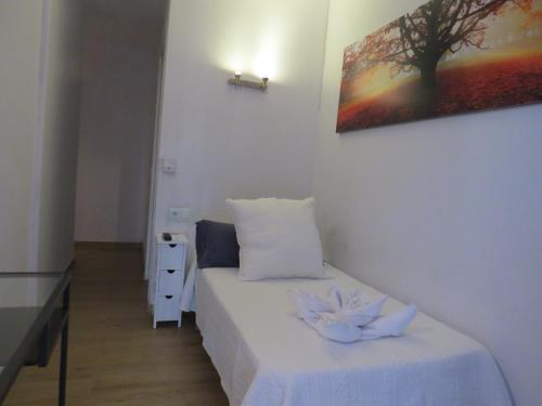 Habitación individual del hotel Barcelona City. Foto 1