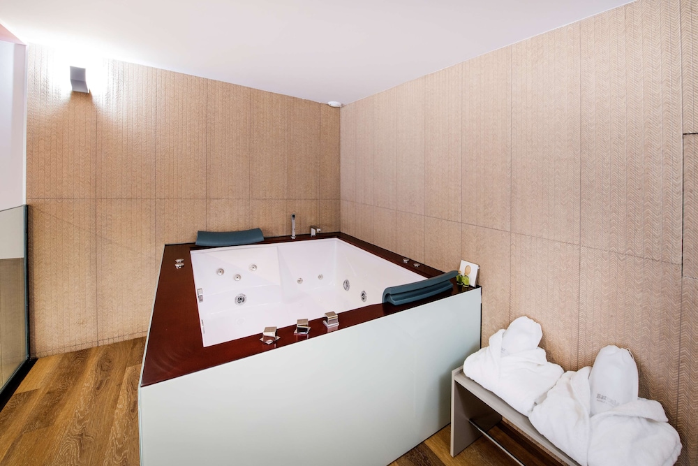 Dúplex del hotel Barcelo Ourense. Foto 3