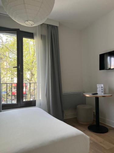 Habitación Individual del hotel Beauquartier Montmartre. Foto 1