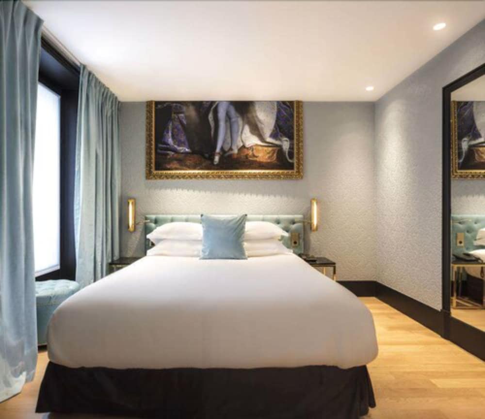 Habitación Superior del hotel Eiffel Petit Louvre