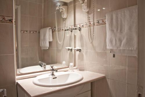 Habitación Doble - 2 camas del hotel Hippodrome. Foto 15