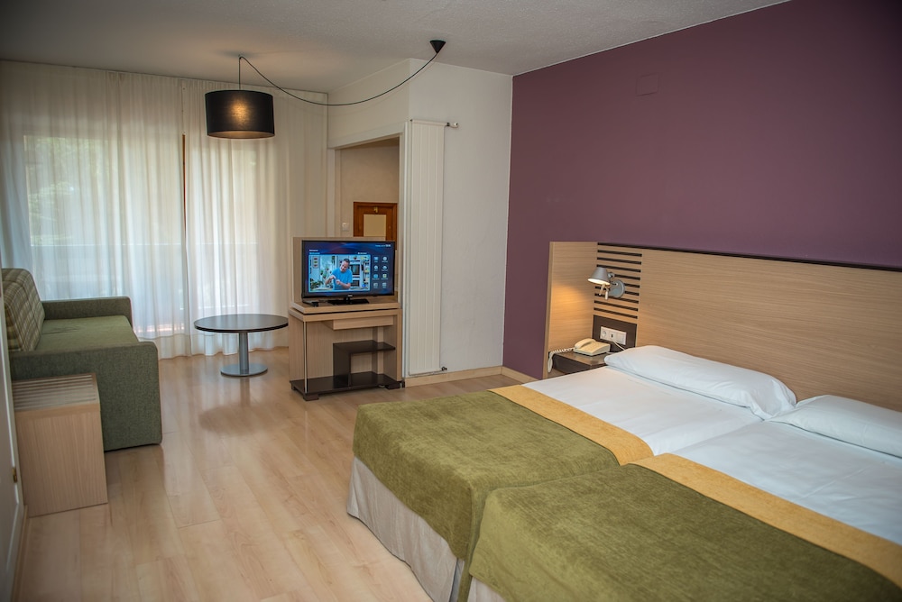 Habitación Doble del hotel Oroel and Spa. Foto 5