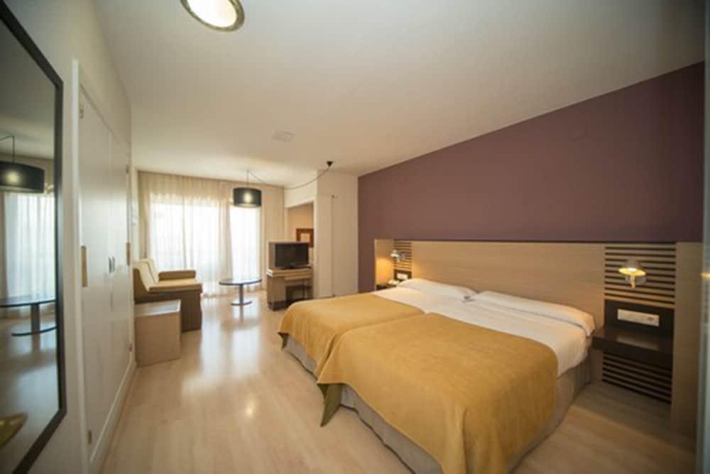 Habitación Individual del hotel Oroel and Spa. Foto 3