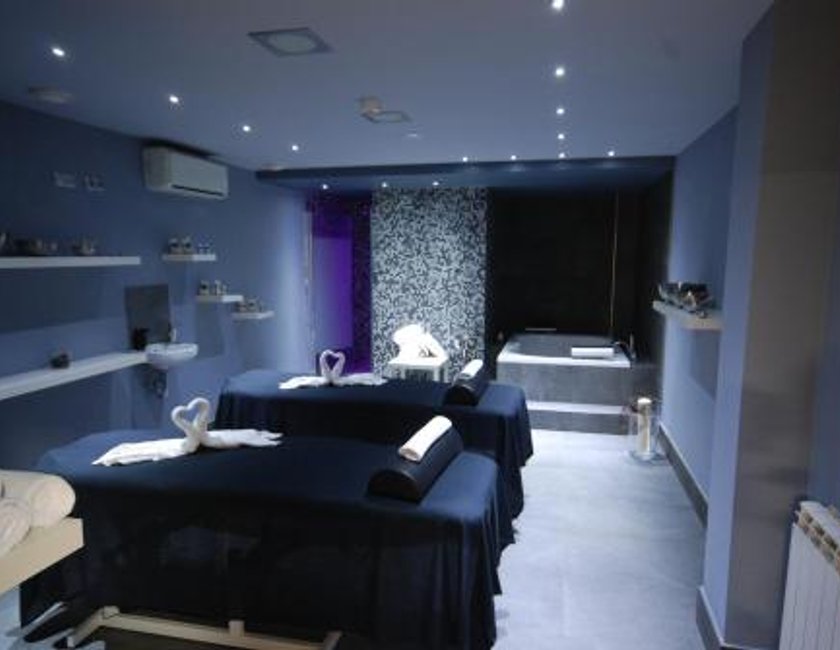 Habitación Doble con acceso al spa - 1 o 2 camas del hotel and Spa Real Jaca. Foto 7