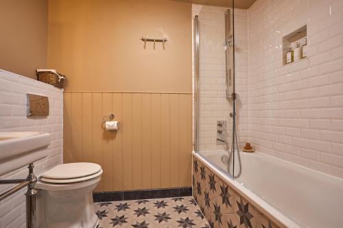Alojamiento Cuádruple Cómodo del hotel Georgian House. Foto 6