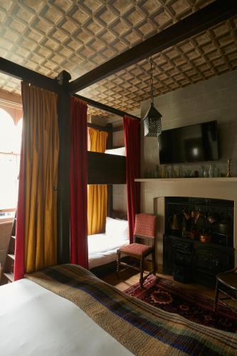 Habitación Familiar Wizard (4 personas) del hotel Georgian House. Foto 3