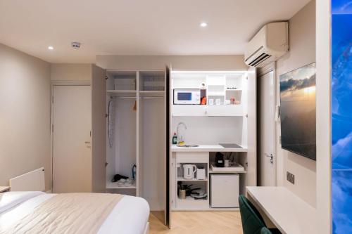 Estudio Doble Deluxe con bañera de hidromasaje del hotel NOX West Hampstead. Foto 2